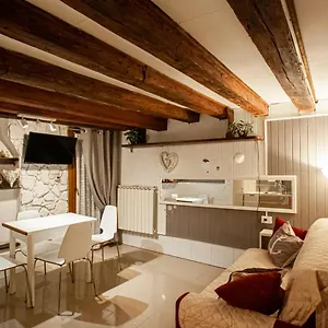 Residenza Biennale , Venecia Italia
