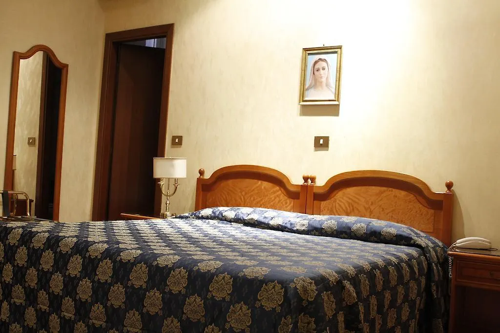 Hotel Genio Róma 4*,  Olaszország